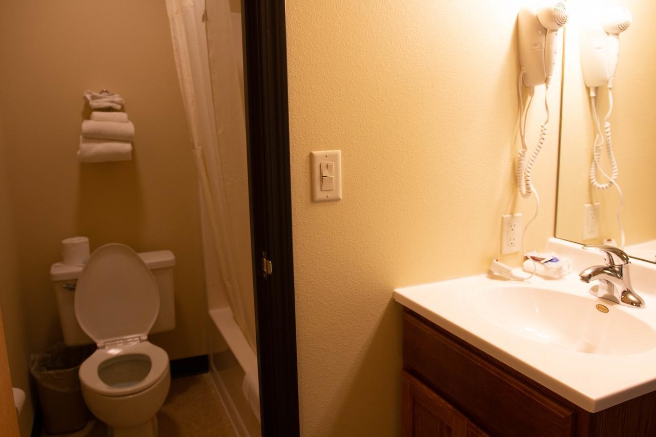 East Grand Inn East Grand Forks Εξωτερικό φωτογραφία
